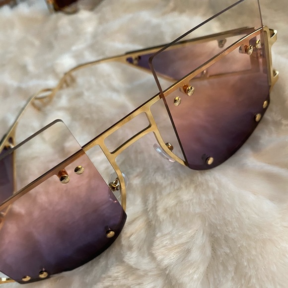 Trendy frames - Picture 2 of 2